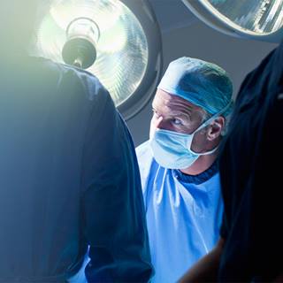 endovascular-surgery-1290x1290