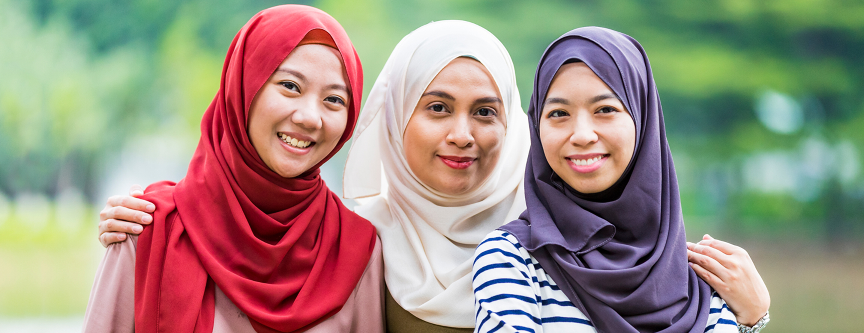 Платки мусульмане Малайзии. 4 Подружки в хиджабе. Малазийская девушка фото в паранже. Хиджабе малайзия