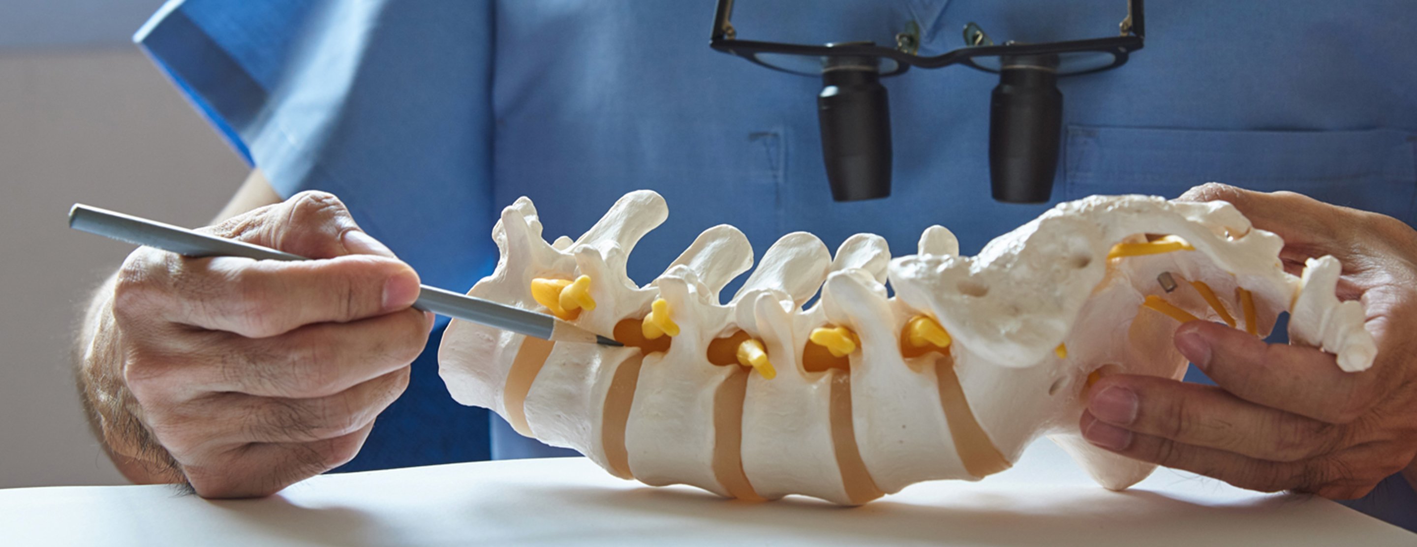 Cervical Disc Replacement – Risks and Benefits