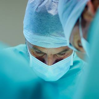 conventional-aneurysm-surgery-1290x1290