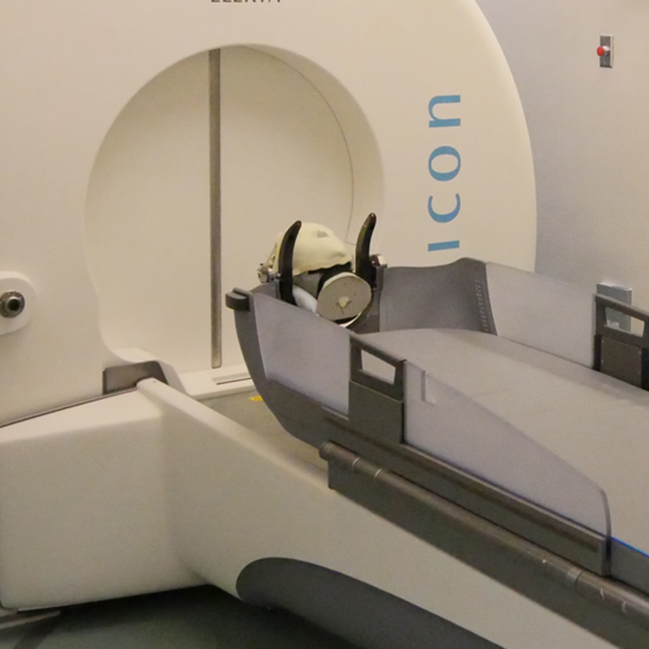 gamma-knife-1290x1290